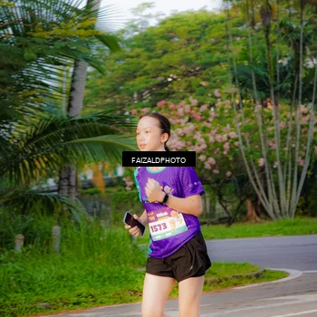 Runner Photo 8318352