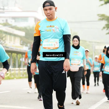 Runner Photo 8318380