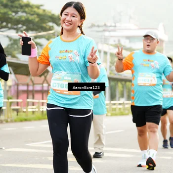 Runner Photo 8318387