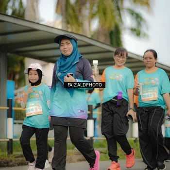 Runner Photo 8318399