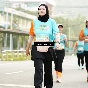 Runner Photo 8318410
