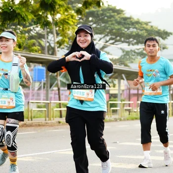 Runner Photo 8318481