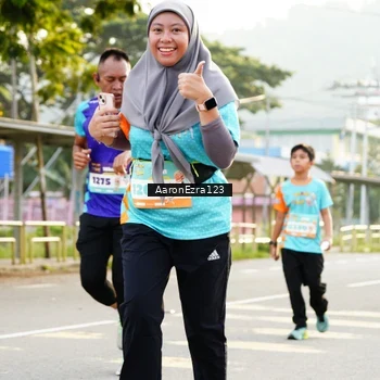 Runner Photo 8318485
