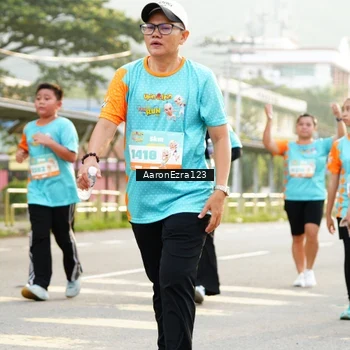 Runner Photo 8318517
