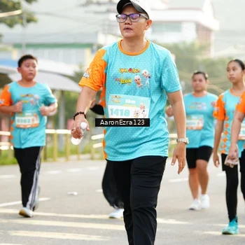 Runner Photo 8318518