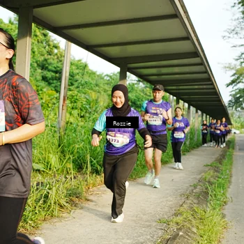 Runner Photo 8318577