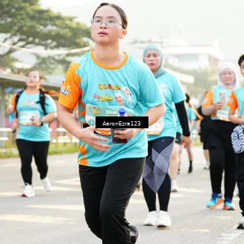 Runner Photo 8318613