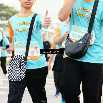 Runner Photo 8318621