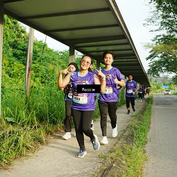 Runner Photo 8318731