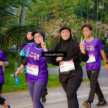 Runner Photo 8318801