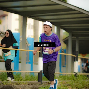 Runner Photo 8318829