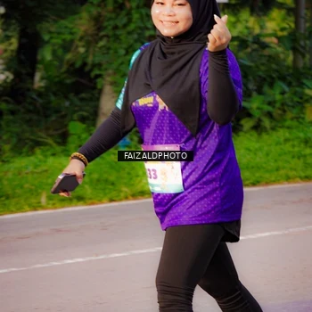 Runner Photo 8318901