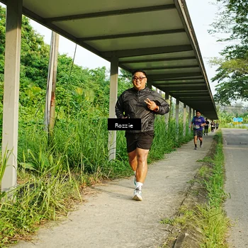 Runner Photo 8318913