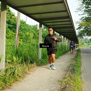 Runner Photo 8318960