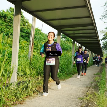 Runner Photo 8318985