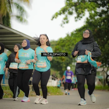Runner Photo 8318986