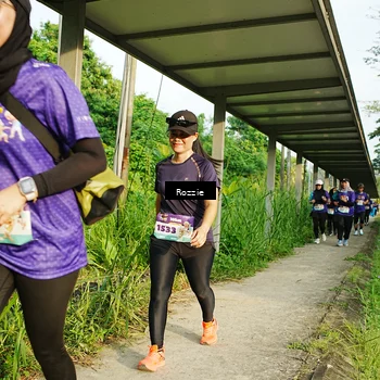 Runner Photo 8318995