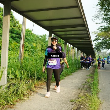 Runner Photo 8318997