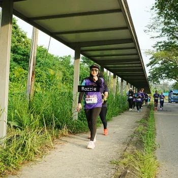Runner Photo 8319003
