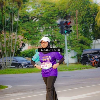 Runner Photo 8319006