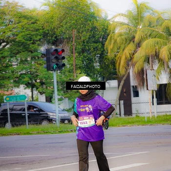 Runner Photo 8319022