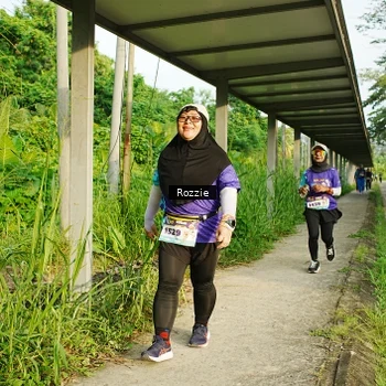 Runner Photo 8319032