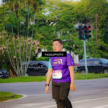 Runner Photo 8319036
