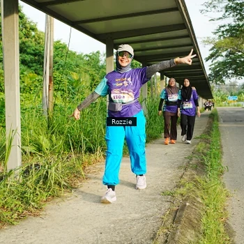 Runner Photo 8319053