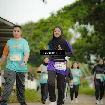 Runner Photo 8319054