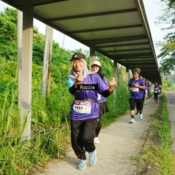 Runner Photo 8319056