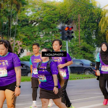 Runner Photo 8319075