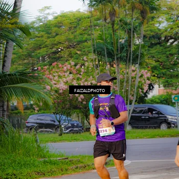 Runner Photo 8319091