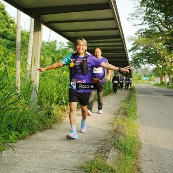 Runner Photo 8319096