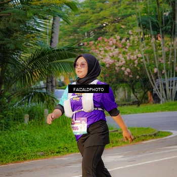Runner Photo 8319201