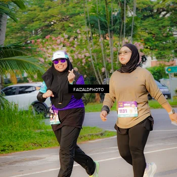 Runner Photo 8319241