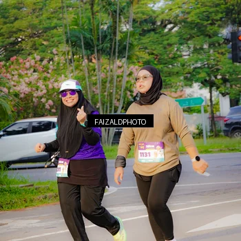 Runner Photo 8319242