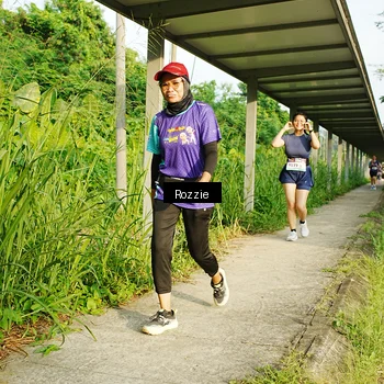 Runner Photo 8319243