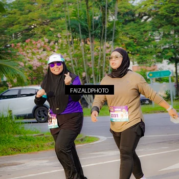 Runner Photo 8319253