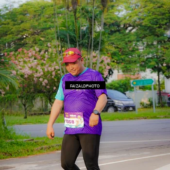 Runner Photo 8319302