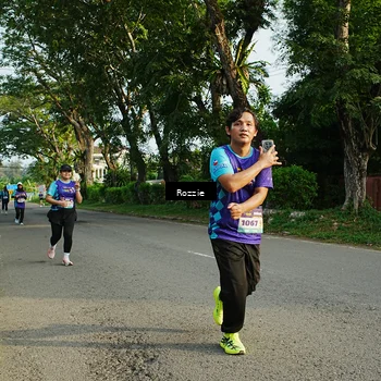 Runner Photo 8319379