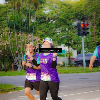 Runner Photo 8319397