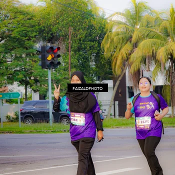 Runner Photo 8319428