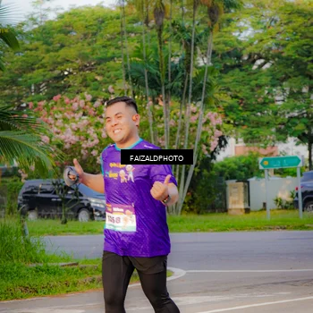 Runner Photo 8319433