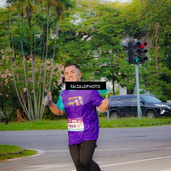 Runner Photo 8319449