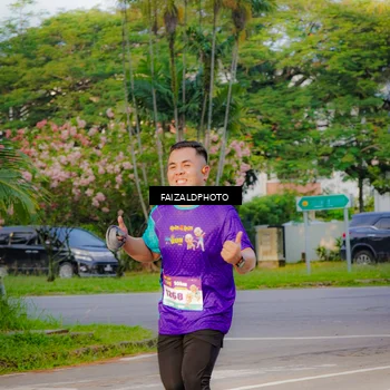 Runner Photo 8319450