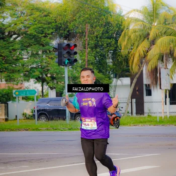 Runner Photo 8319482