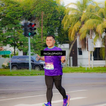 Runner Photo 8319510