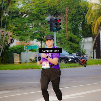 Runner Photo 8319558