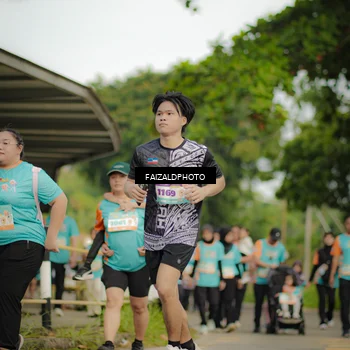 Runner Photo 8319585