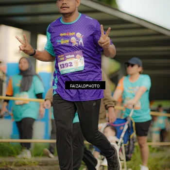 Runner Photo 8319616